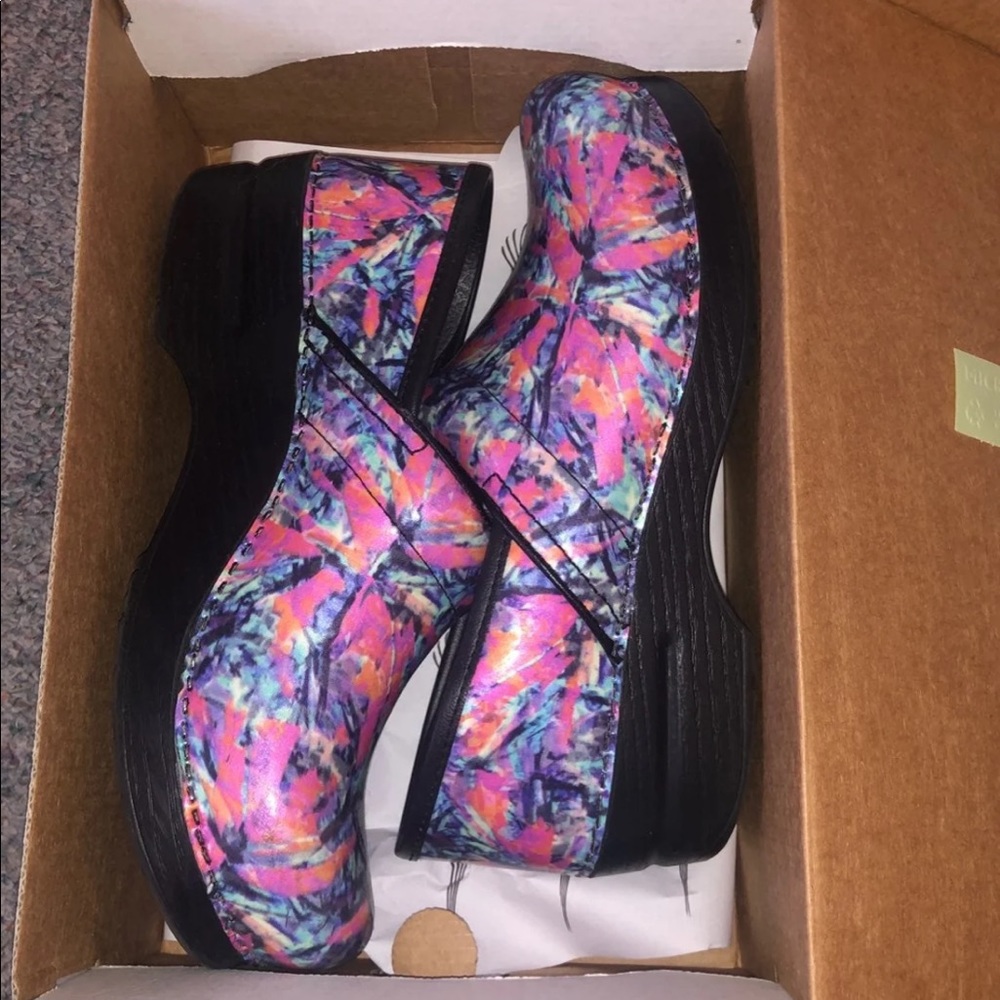 Like NIB Dansko Clogs